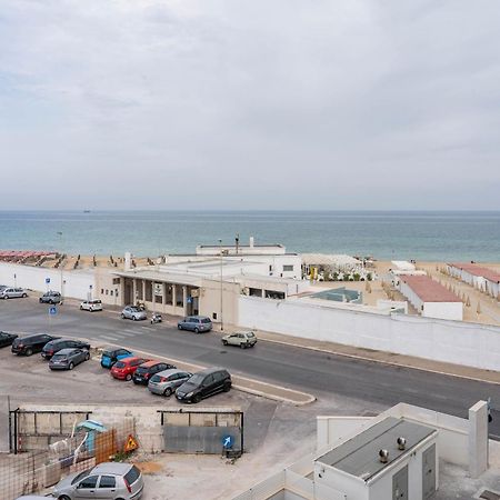 Palazzo Verdi Luxury Accomodation Bari Exterior photo